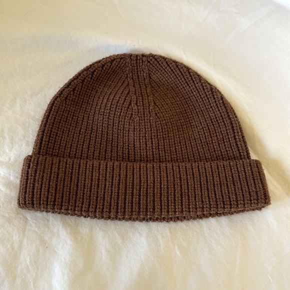 Wool blend Lululemon beanie - Picture 2 of 4
